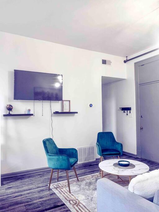 2Br Unit W/ Cinema Room In Nulu Louisville Exterior photo